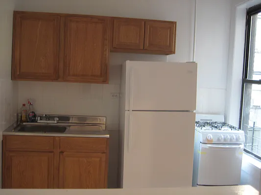 Rented by Park Property Advisors | media 39