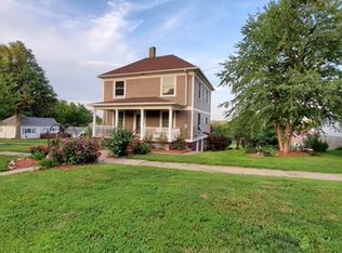 216 1st St, Coin, IA 51636