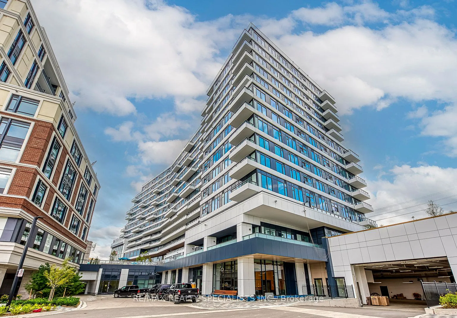 2 bed, $2,900 — Photo 1