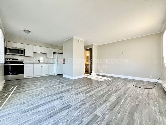 4th image of 1545 Carmil Dr APT 1