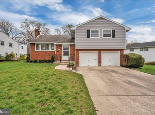 180 Cherry Tree Ln, Cherry Hill, NJ