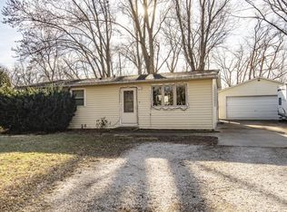 W1113 Spleas Skoney Rd, East Troy, WI 53120