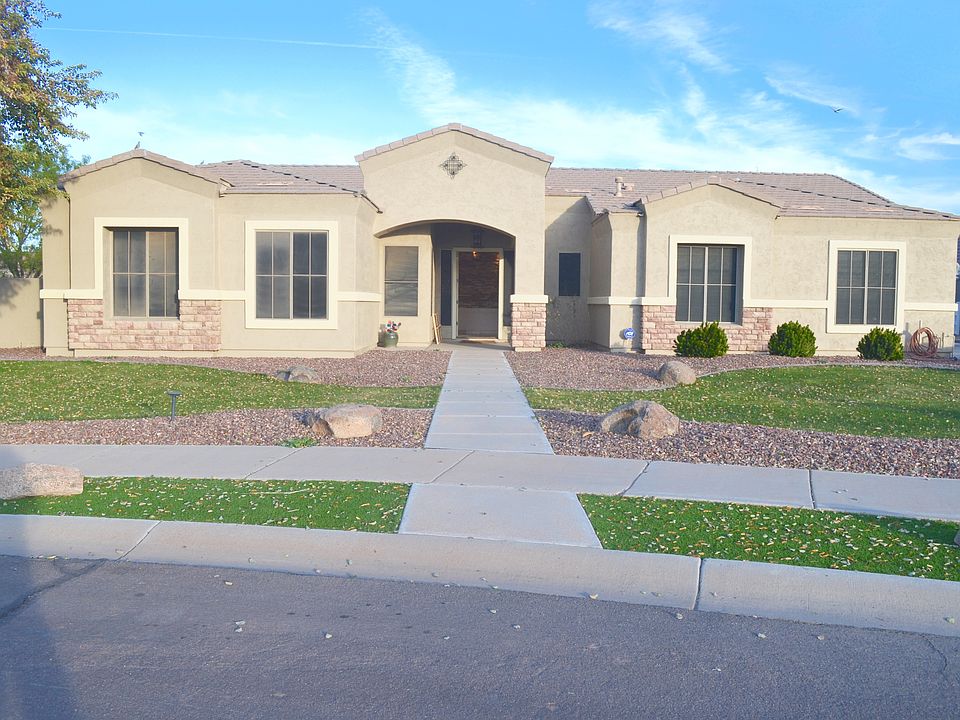 1st image of 21725 S Arroyo Ct