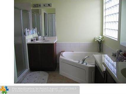 4th image of 1519 Fenton Dr
