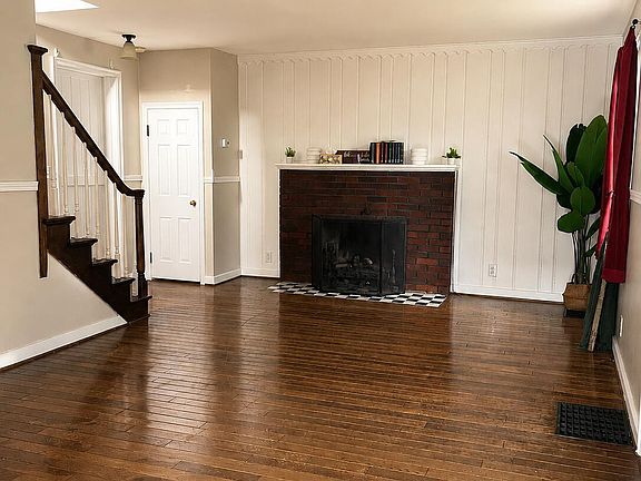 5th image of 509 E North St