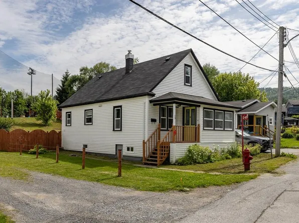 13 Pleasant Street, Corner Brook, NL A2H5G9