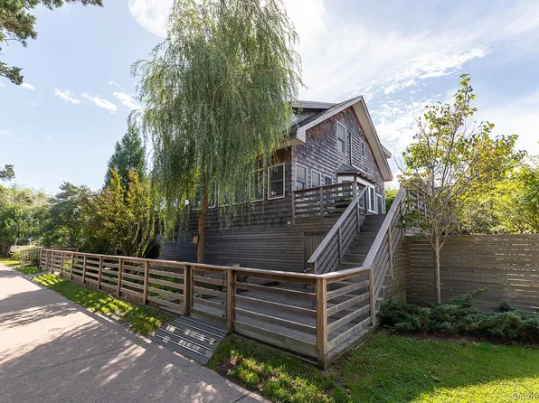 833 Evergreen Walk, Ocean Beach, NY 11770