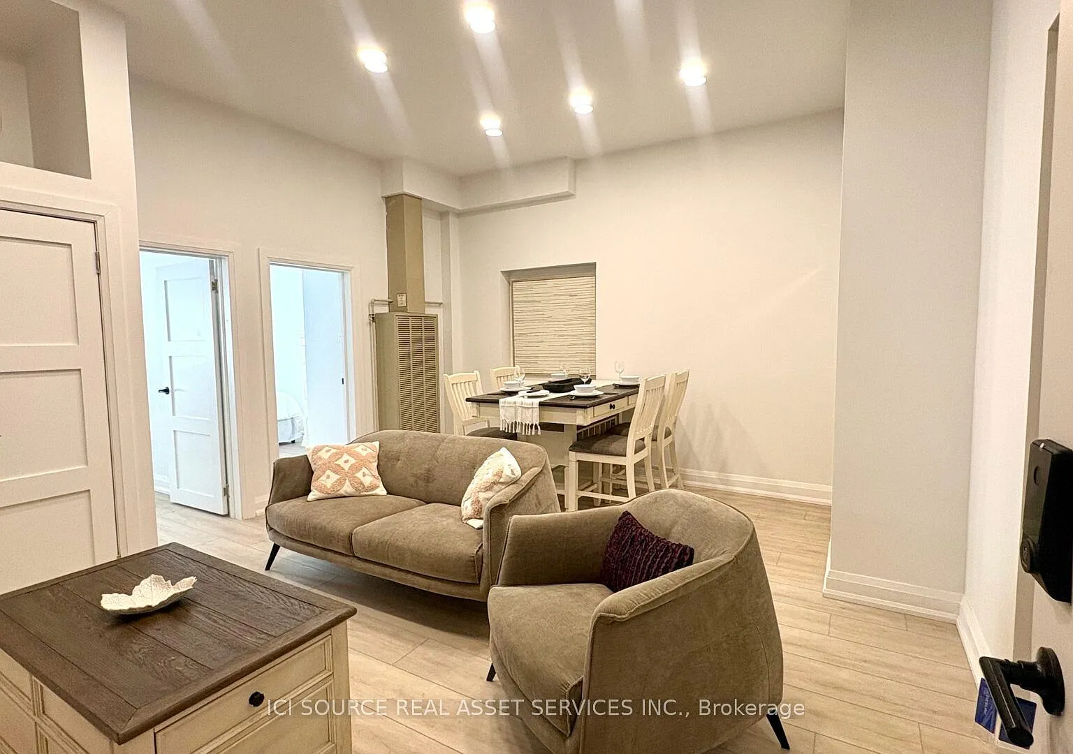 2 bed, $2,650 — Photo 2