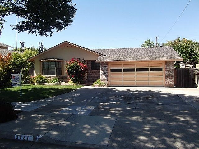 1st image of 3751 Acapulco Dr