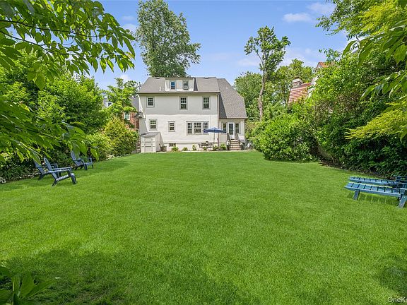3rd image of 632 Colonial Avenue