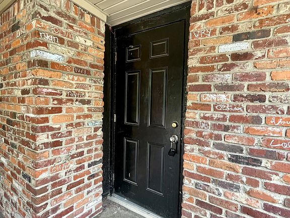 4th image of 3010 Acorn Road