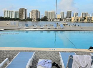 18071 Biscayne Blvd APT 302, North Miami Beach, FL 33160