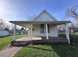 612 South St, Danville, IL 61832