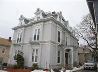 14 William St APT 3, Worcester, MA 01609