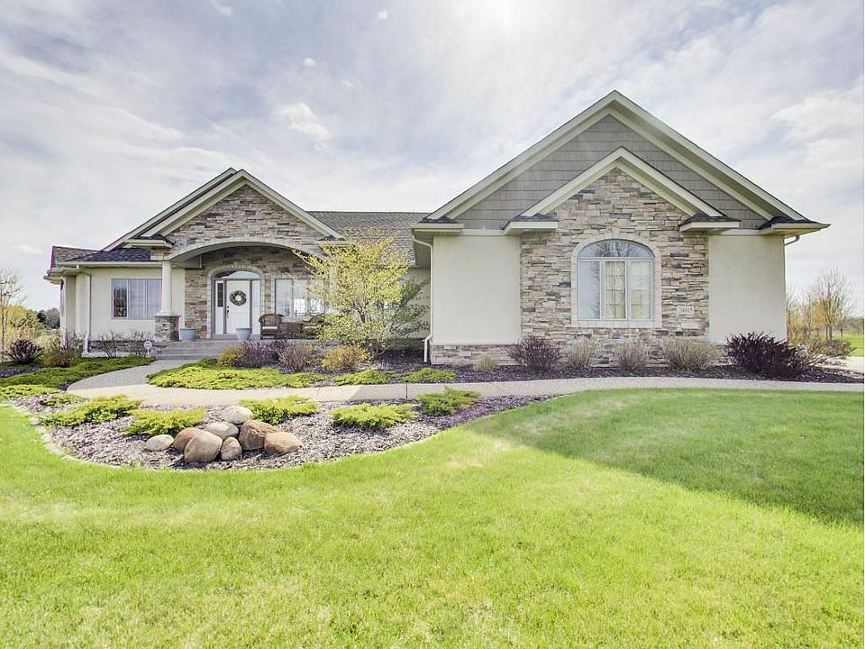 1st image of 24815 Trail Haven Ln