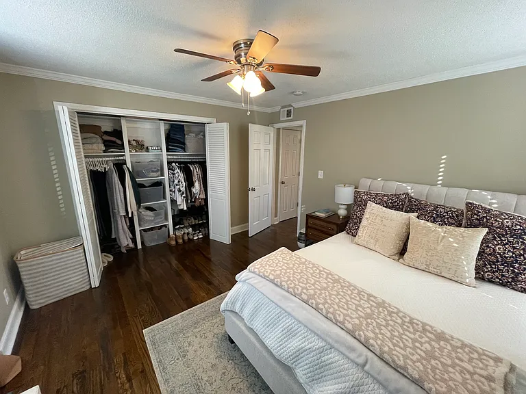 4527 Holly St #302 — Photo 7