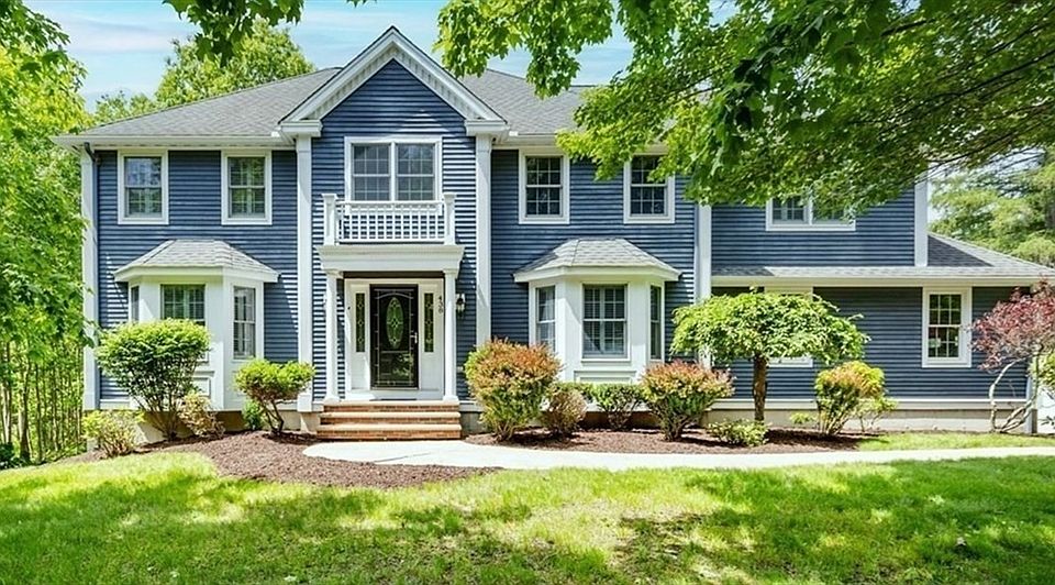 1st image of 438 Middlesex Ave