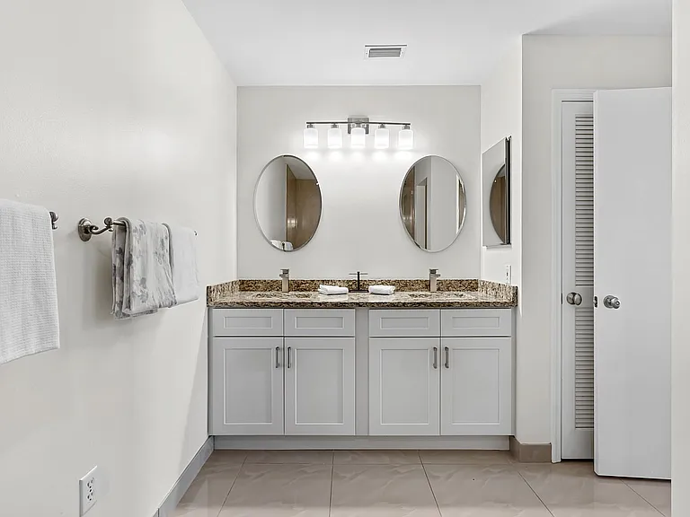 5035 Harmony Cir #1 — Photo 8