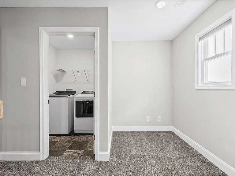 528 Macy Lynn Dr — Photo 31
