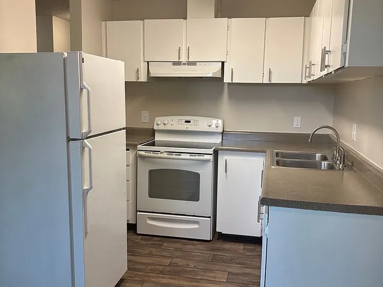 Countrywood Apartments — Photo 21