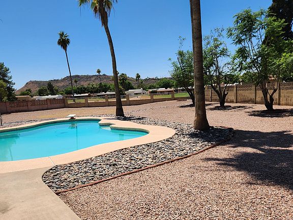 4th image of 14210 N CANTERBURY Drive