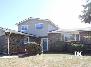 725 E 193rd Pl, Glenwood, IL 60425