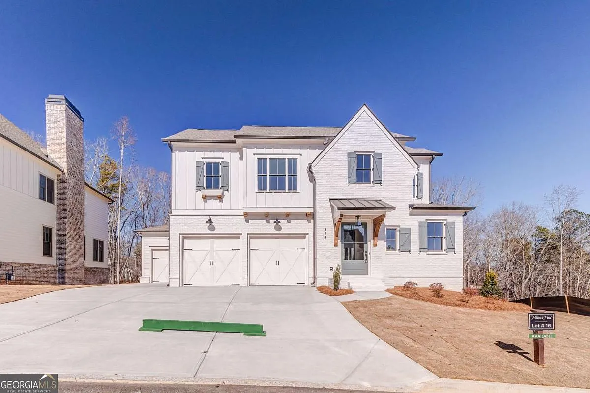 323 Reese Way photo 1