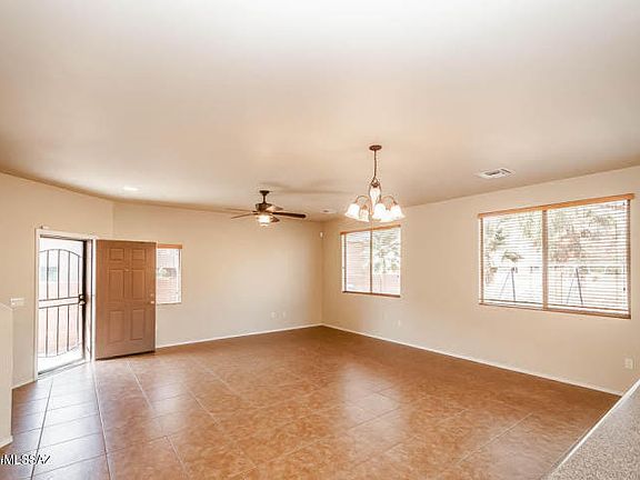 3rd image of 8371 N Weston Pl