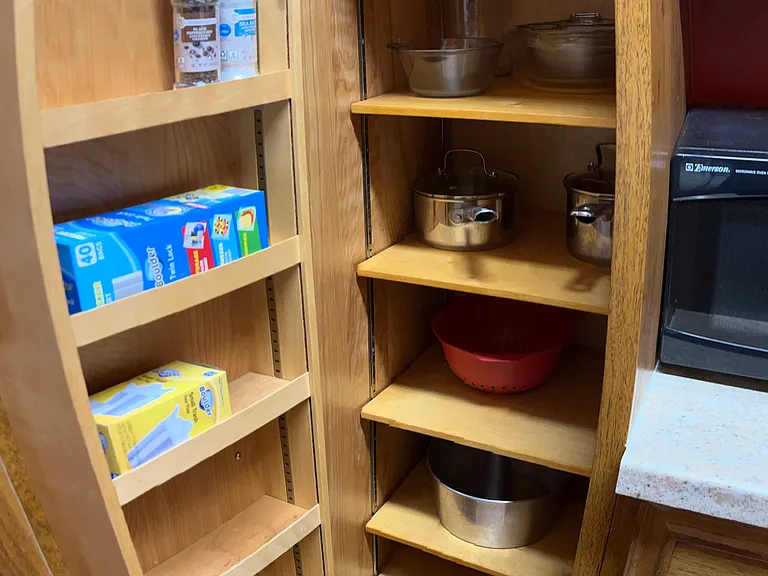 Pots and pans, etc.