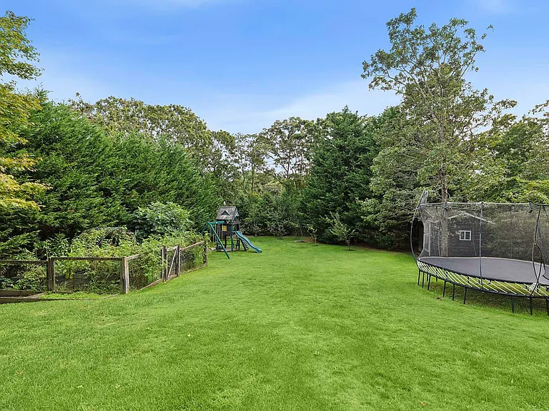 50 Highland Rd — Photo 29