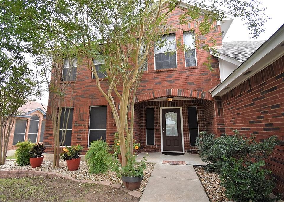 1st image of 2917 Flower Hill Dr
