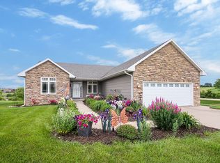110 N 34th St, Cumming, IA 50061