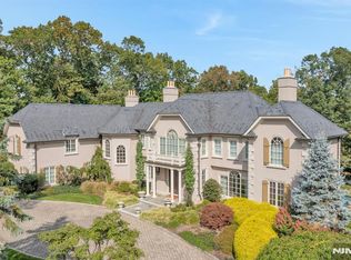 248 Hidden Pond Path, Franklin Lakes, NJ 07417