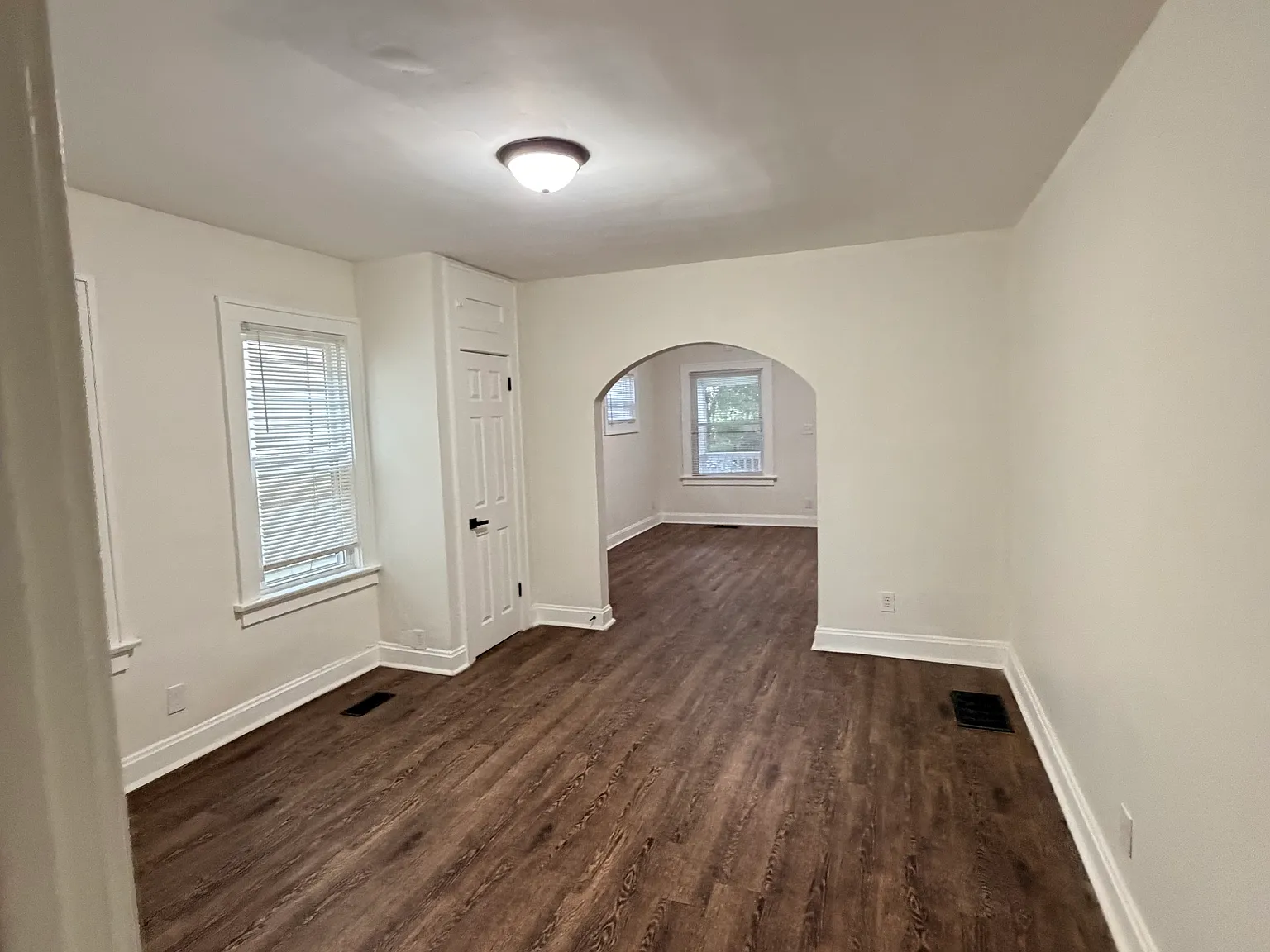3 bed, 1300 sqft, $1,900 — Photo 4