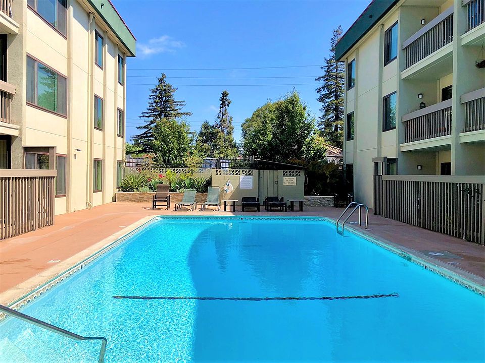 1st image of 316 N El Camino Real APT 207