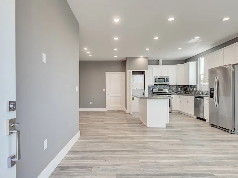 3626 S Cimarron St — Photo 6