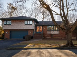 11 Angenica Ter, Marblehead, MA 01945