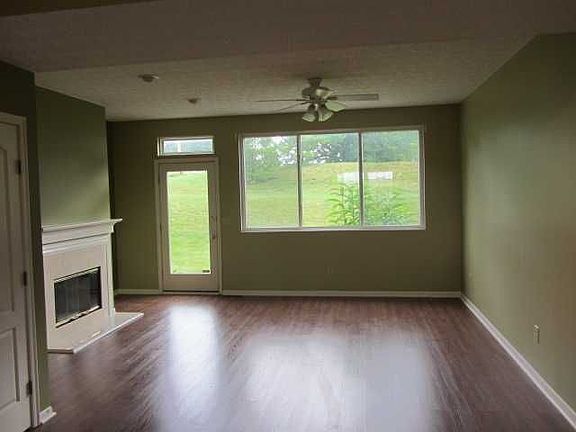 4th image of 3904 Enterprise Cir