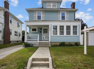 11 Dixwell Ave, Cranston, RI 02910