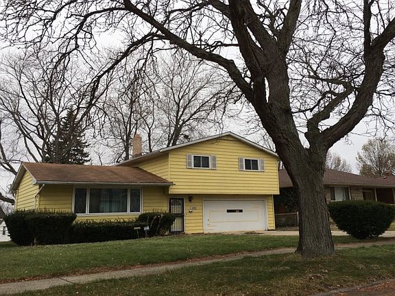 3rd image of 4950 Donovan Dr