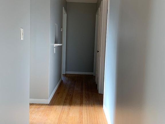 5th image of 2515 Forest Ave