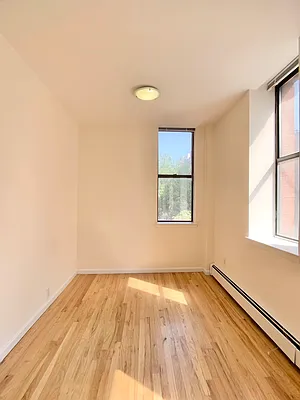 Rented by A Space Realty NY LLC | media 8