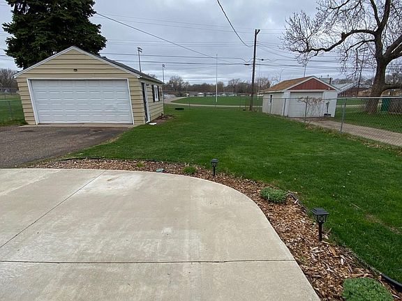 5th image of 1145 Stryker Ave