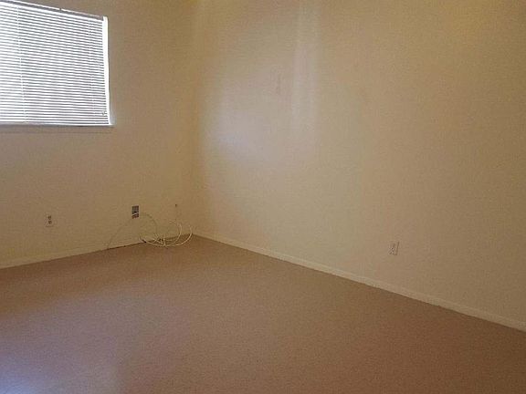 4th image of 8633 Mettler Dr #Ab