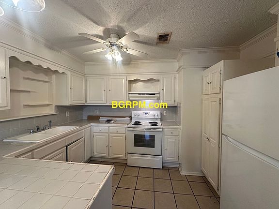 4th image of 516 Hill St