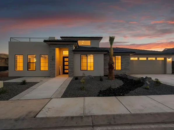 296 E 1100 N, Hurricane, UT 84737