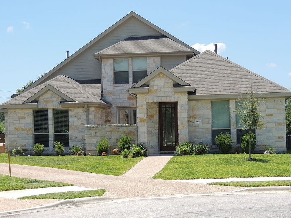 1st image of 1102 Hillridge Ct