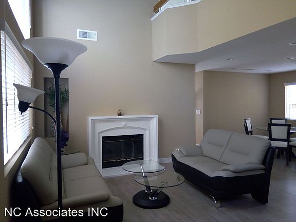 4th image of 1379 Elkwood Dr