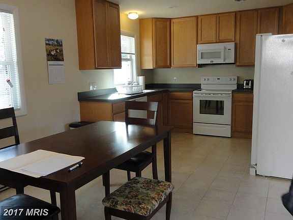 5th image of 630 Kimberly Way