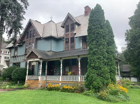 91 N Main St, Cortland, NY 13045